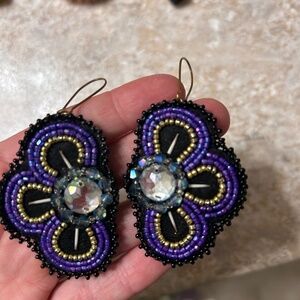 Indigenous beaded flower earrings
